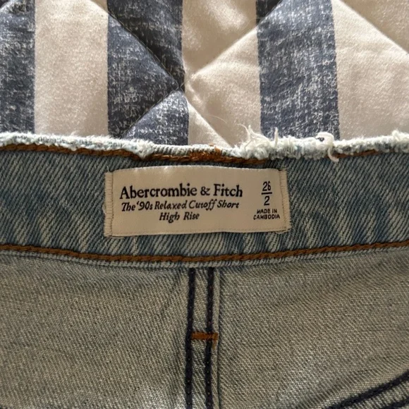Abercrombie & Fitch Light Blue Jean Shorts - Picture 3 of 6